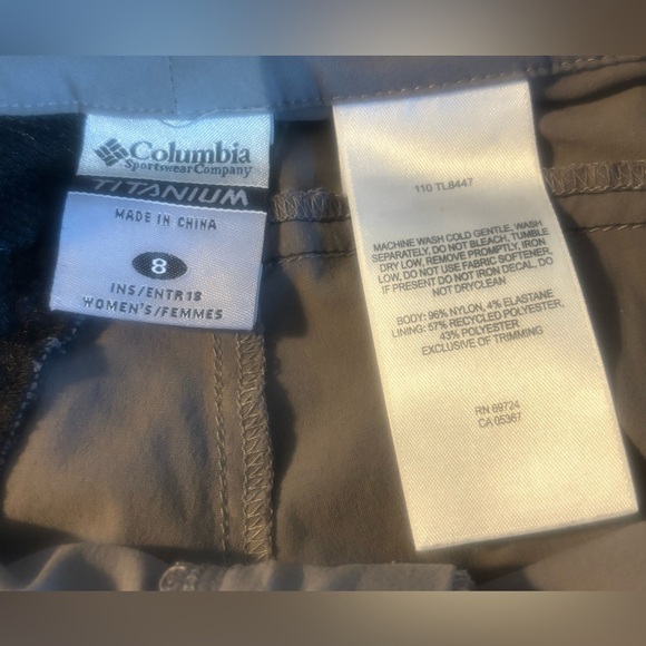 Columbia Titaniun Omni-Shade Gray Capris Knee Hiking Trail Pants Women’s Size 8 - Picture 8 of 9